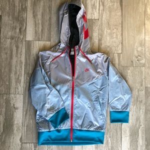 Nike 3/4 sleeve windbreaker